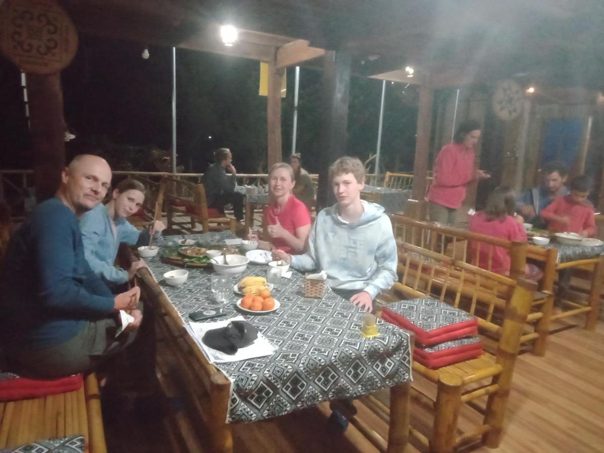 Truong Huy Homestay Mai Chau Exterior photo